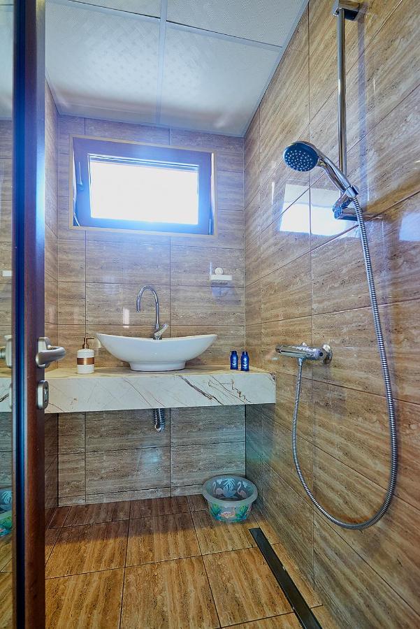 Apartment Knjaz Boris Pomorie Bagian luar foto